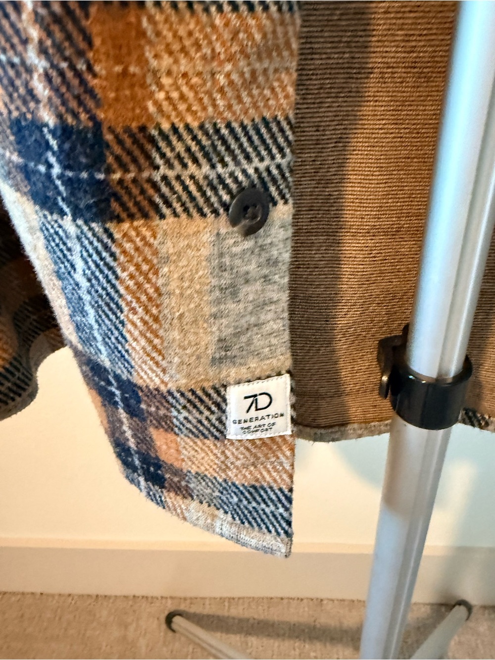7 Diamonds Men's Plaid Jacket in Tan, Black and Gray SCHEELS - Picture 3 of 5